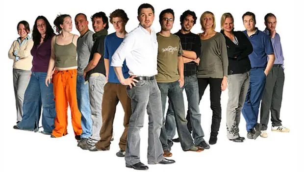 Student Life Online and College Students on how to avoid basic student crimes on college and university