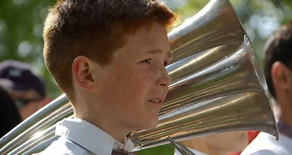 Improve students learning skills by music education and benefits